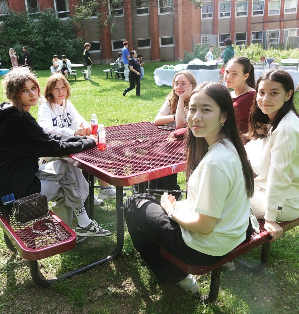 366290156_677015414465727_3935080977719107623_n