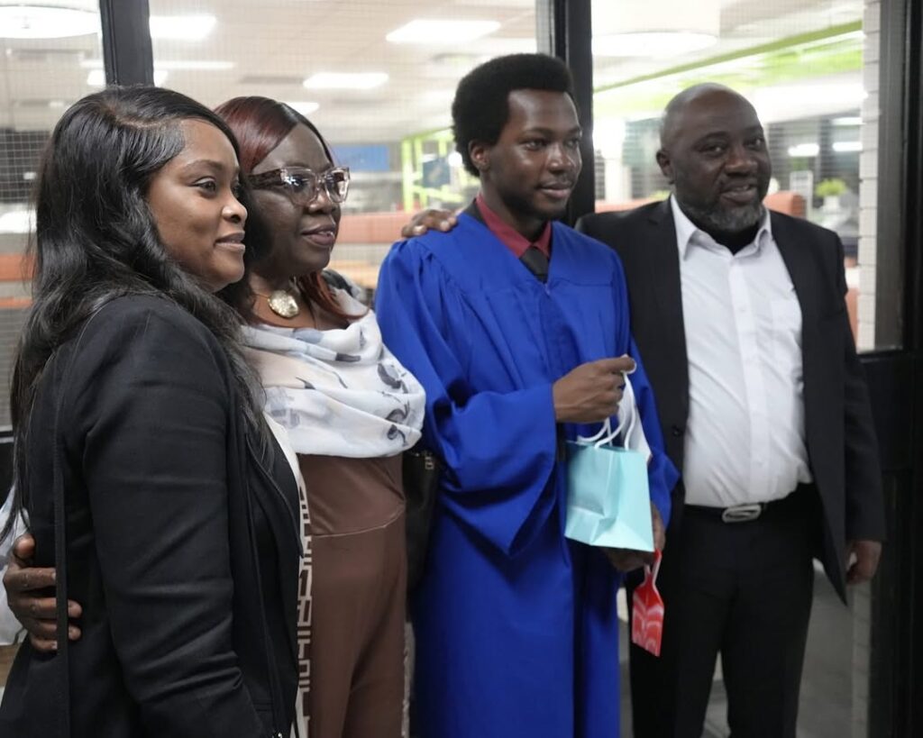 SnapInsta.to_516507436_18487064341070173_5605268664032183277_n